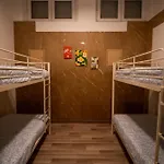 The Vault Hostel Portimão