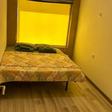 The Vault Hostel Portimão